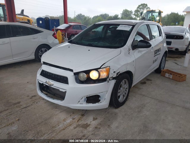 Chevrolet Sonic Lt Auto 2014 1G1JC6SB8E4140982 Image 2