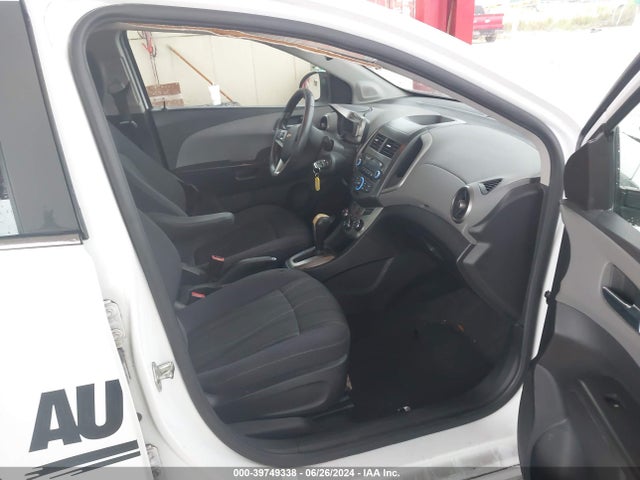 Chevrolet Sonic Lt Auto 2014 1G1JC6SB8E4140982 Image 5