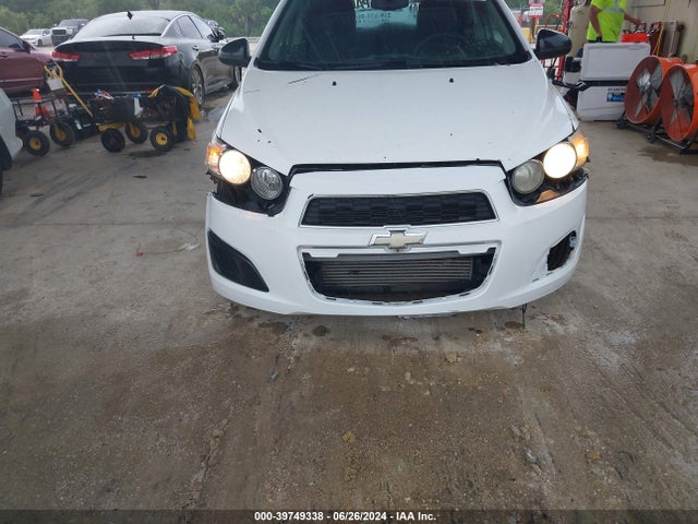 Chevrolet Sonic Lt Auto 2014 1G1JC6SB8E4140982 Image 6
