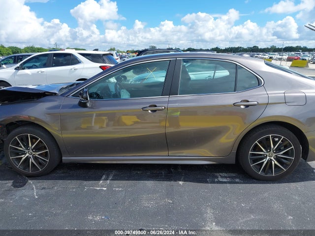 Toyota CAMRY SE 2022 4T1G11AK8NU677956 Image 14