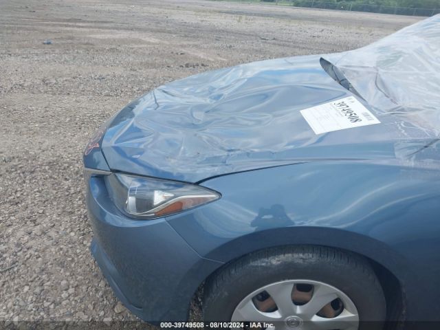 3MZBM1U71FM233639 Mazda Mazda3 I Sport