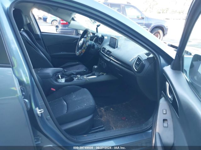 3MZBM1U71FM233639 Mazda Mazda3 I Sport