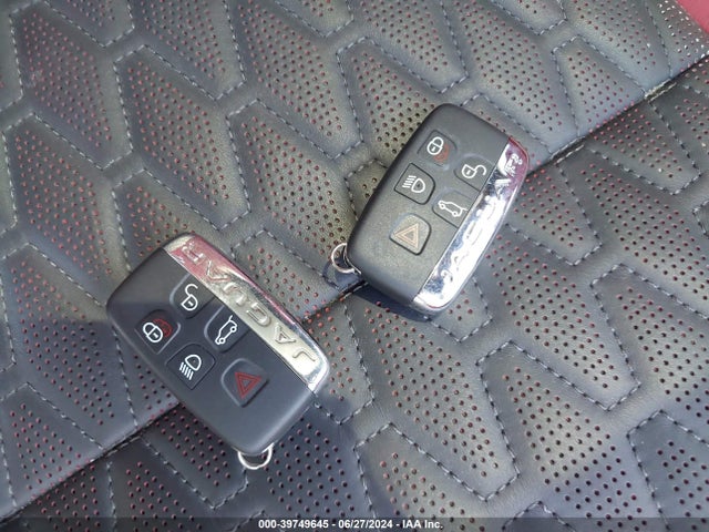 2020 JAGUAR F-PACE SADCZ2EE4LA629962 Photo 10