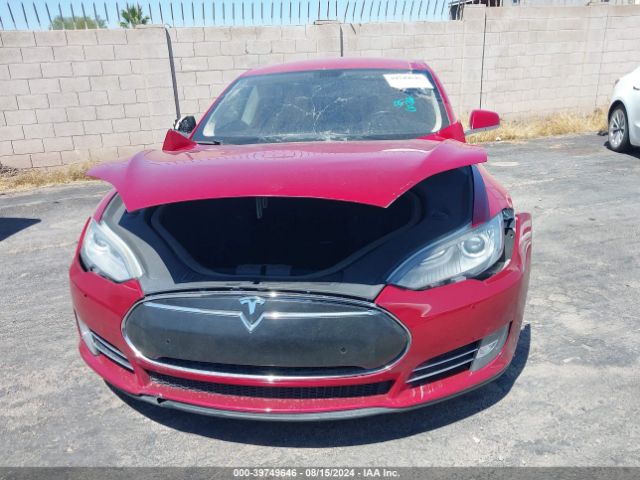 5YJSA1H11EFP49004 Tesla Model S P85