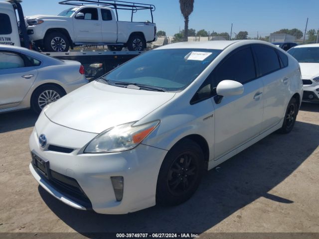 JTDKN3DU8F0440064 Toyota Prius Two