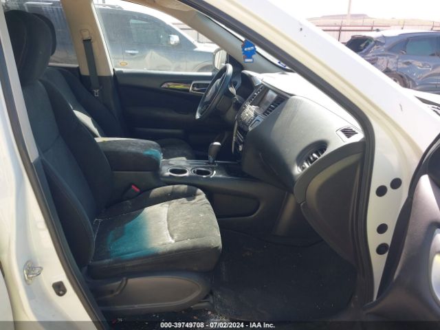 5N1AR2MNXGC611945 Nissan Pathfinder S