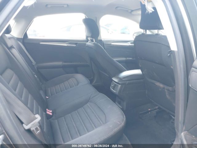 1FA6P0H7XF5116279 Ford FUSION SE