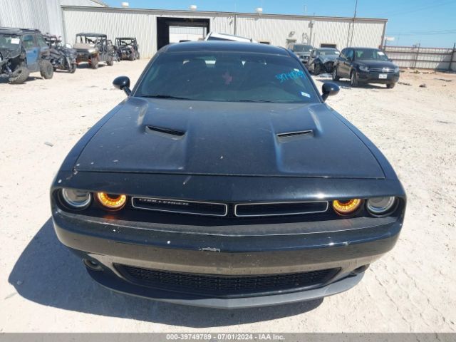 2C3CDZGG8KH741735 Dodge Challenger Sxt Awd