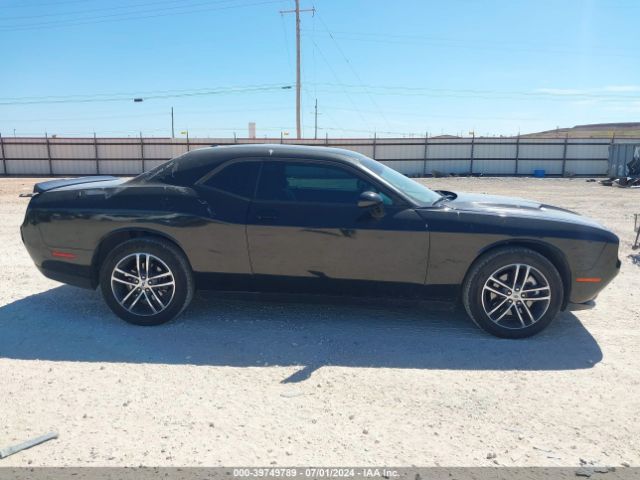 2C3CDZGG8KH741735 Dodge Challenger Sxt Awd