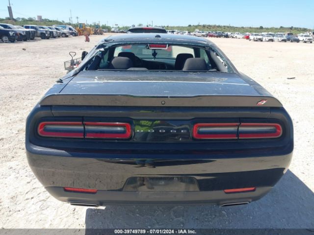 2C3CDZGG8KH741735 Dodge Challenger Sxt Awd