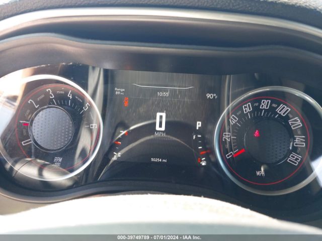 2C3CDZGG8KH741735 Dodge Challenger Sxt Awd