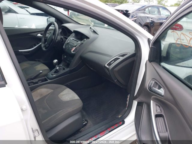 1FADP3L92FL322886 Ford FOCUS ST