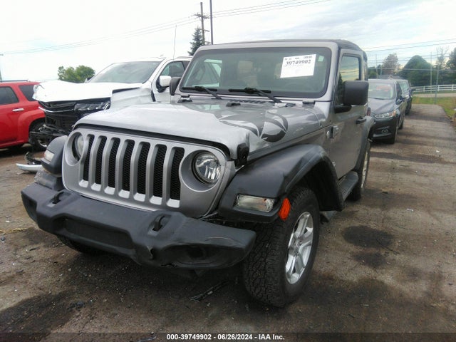 1C4GJXAG4JW160140 Jeep Wrangler Sport S 4x4