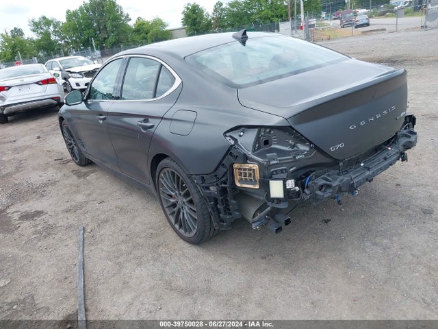 Genesis G70 3.3t Awd Launch Edition 2022 KMTG14TE9NU082273 Image 3