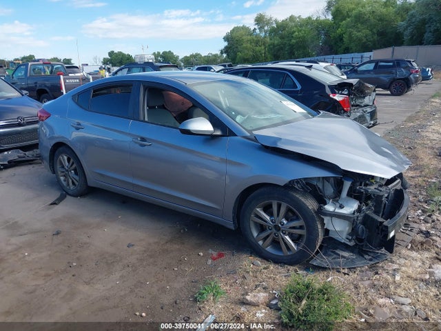 2017 5NPD84LF5HH001614 main image