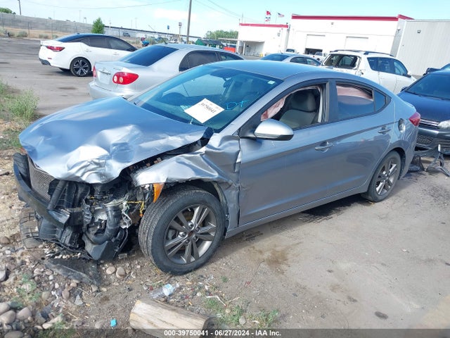 Hyundai ELANTRA SE 2017 5NPD84LF5HH001614 Image 2