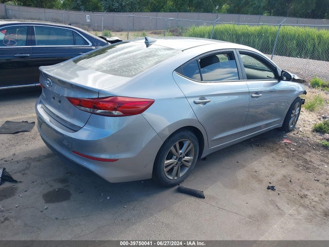 Hyundai ELANTRA SE 2017 5NPD84LF5HH001614 Image 4