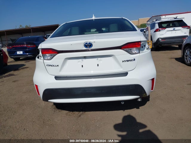 Toyota Corolla Hybrid Le 2021 JTDEAMDE0MJ016103 Image 17