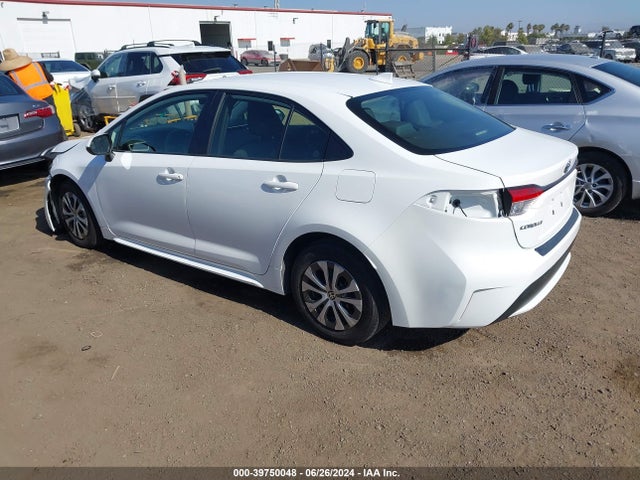 Toyota Corolla Hybrid Le 2021 JTDEAMDE0MJ016103 Image 3