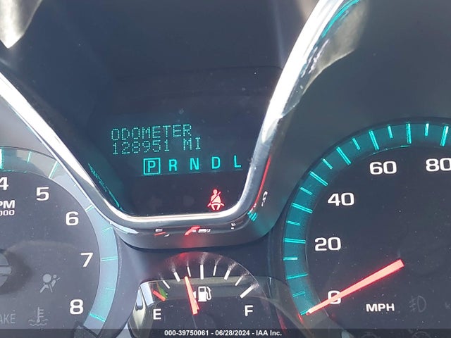 Chevrolet Traverse Ls 2017 1GNKRFKD0HJ351165 Image 16