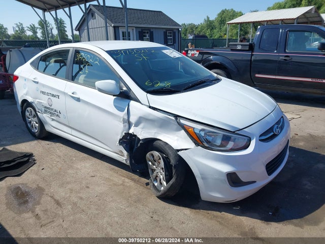 Hyundai ACCENT SE 2016 KMHCT4AE3GU160765 Image 1