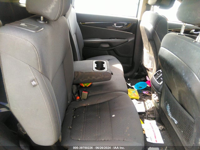 KIA Sorento 3.3l Lx 2016 5XYPGDA52GG174152 Image 8