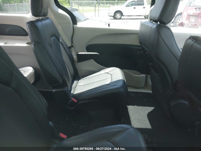 2C4RC1BG9RR101555 Chrysler Pacifica Touring L