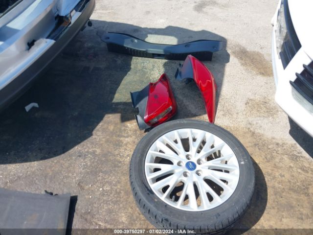 1FADP3N23HL319031 Ford Focus Titanium