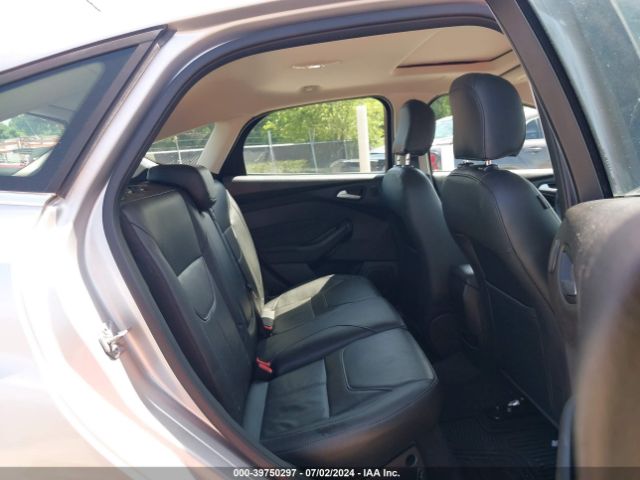 1FADP3N23HL319031 Ford Focus Titanium