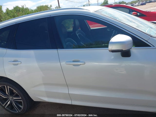 Volvo Xc60 T6 R-design 2019 YV4A22RM2K1391484 Image 14