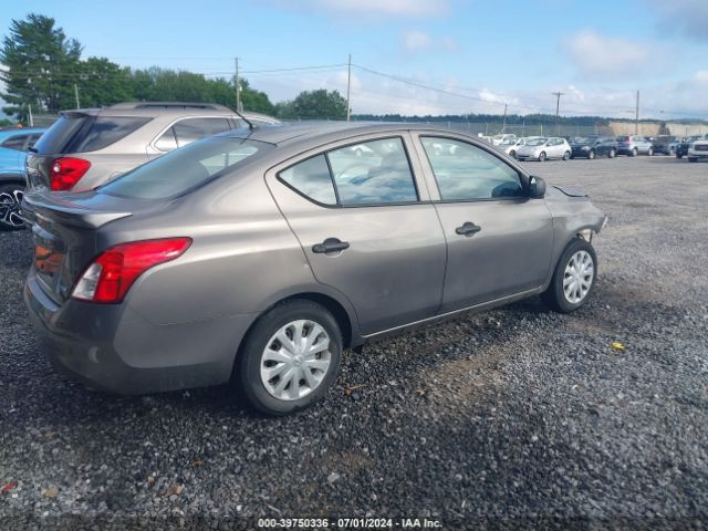 3N1CN7AP4EL821716 Nissan Versa 1.6 S+