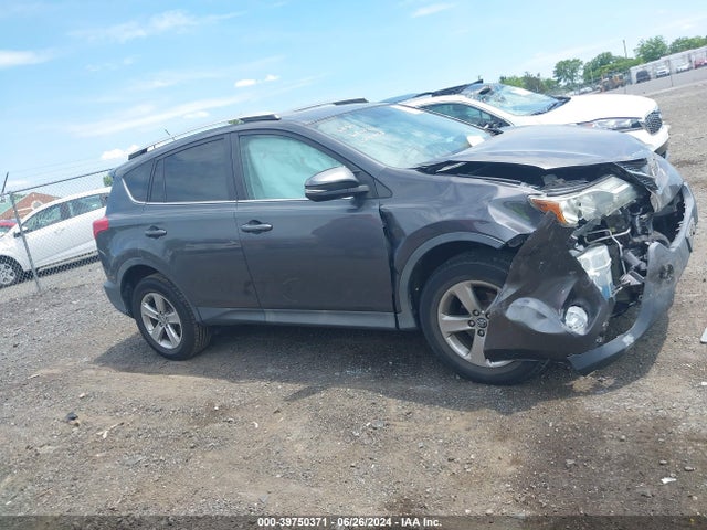 Toyota Rav4 Xle 2015 2T3RFREV7FW341768 Image 13