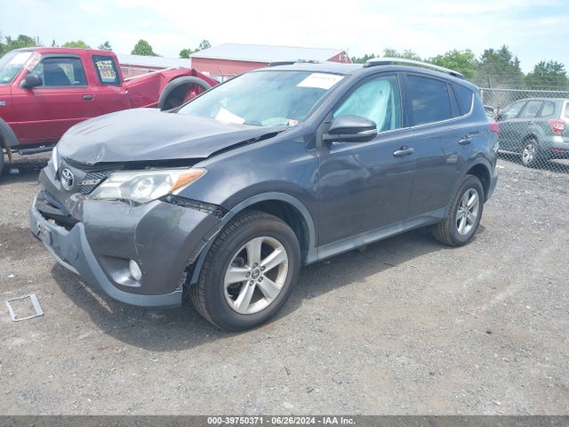 Toyota Rav4 Xle 2015 2T3RFREV7FW341768 Image 2