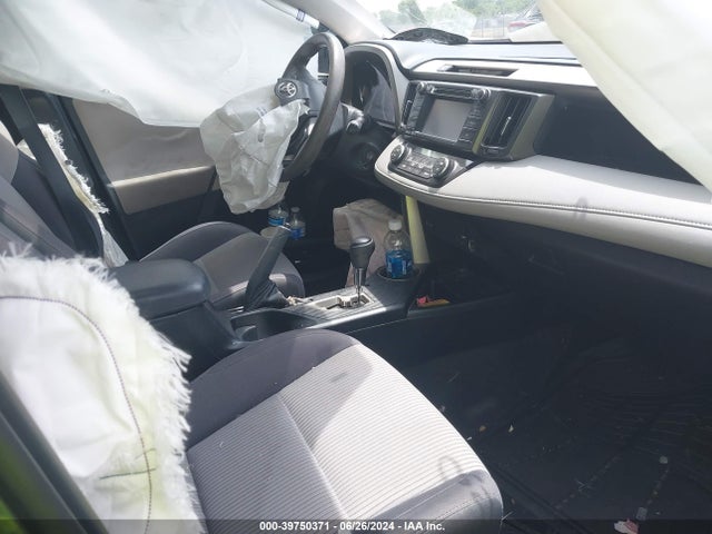 Toyota Rav4 Xle 2015 2T3RFREV7FW341768 Image 5