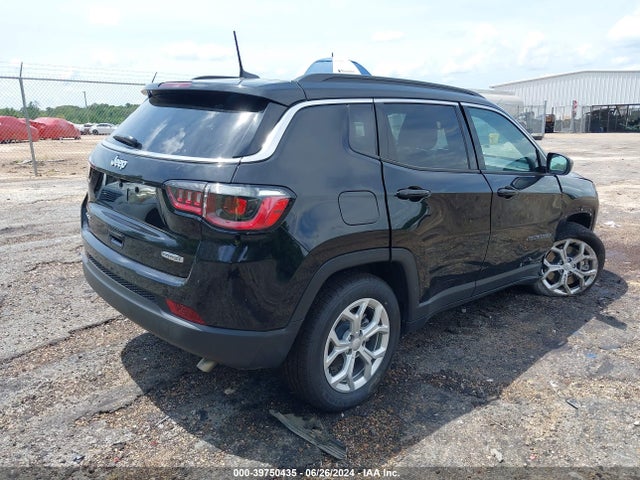 3C4NJDBN8RT119143 Jeep Compass Latitude 4x4