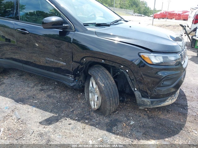 3C4NJDBN8RT119143 Jeep Compass Latitude 4x4