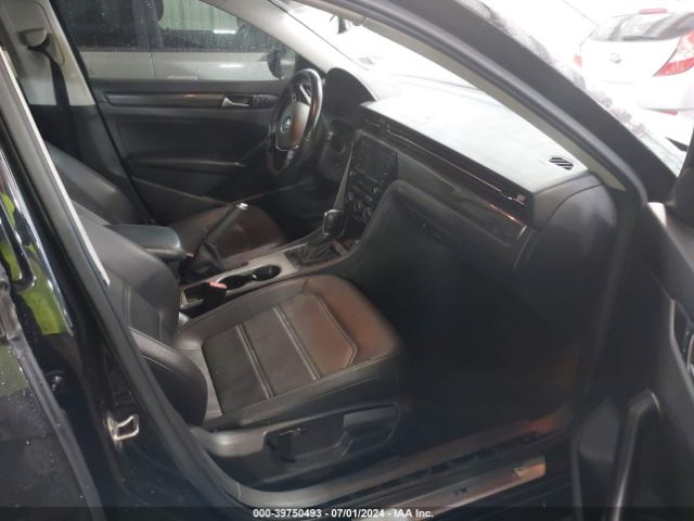 1VWMA7A38LC022022 Volkswagen Passat 2.0t R-line
