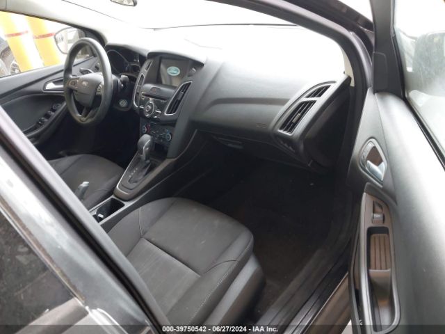 1FADP3H29JL266269 Ford FOCUS SEL