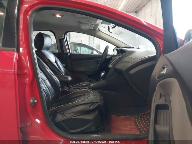 Ford FOCUS SE 2014 1FADP3F24EL323504 Image 5