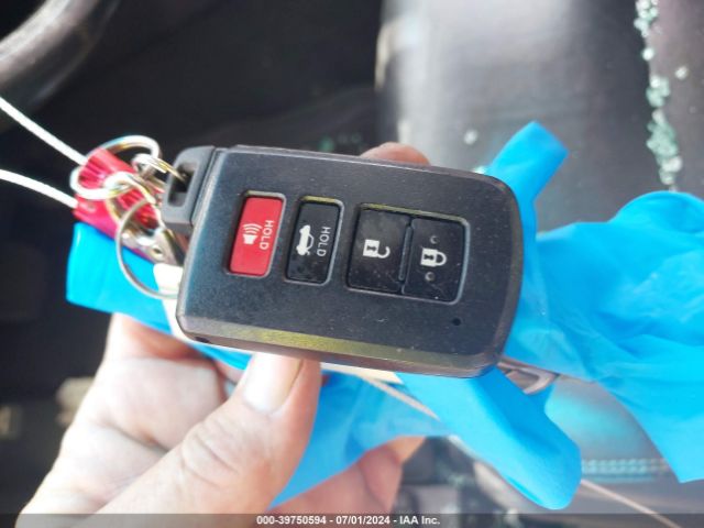 4T1BF1FK2GU610695 Toyota CAMRY XLE