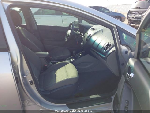 KNAFK4A61E5095271 KIA FORTE LX