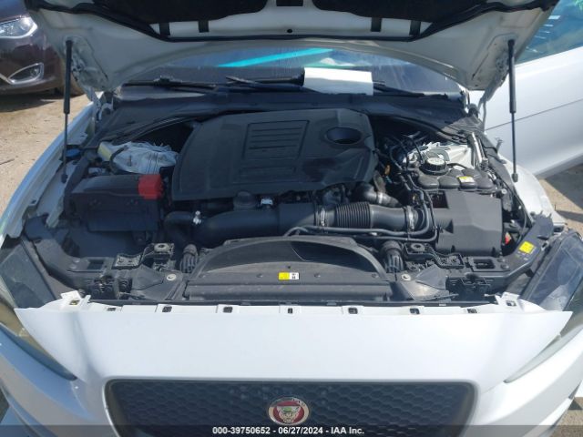 SAJAJ4FXXJCP21988 Jaguar Xe 25t Premium