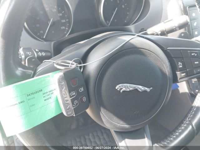 SAJAJ4FXXJCP21988 Jaguar Xe 25t Premium