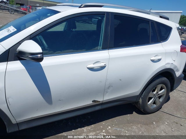 Toyota Rav4 Xle 2015 2T3WFREV1FW151483 Image 14