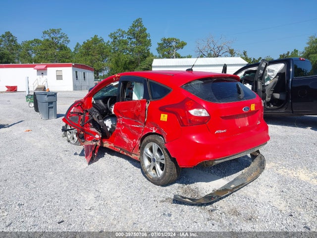 Ford FOCUS SE 2014 1FADP3K24EL200517 Image 3