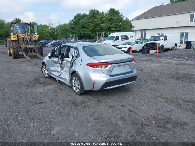 Toyota COROLLA LE 2021 JTDEPMAE0MJ133506 Image 3