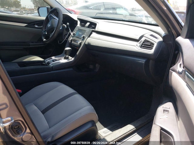 Honda Civic Lx 2018 2HGFC2F55JH539616 Image 5