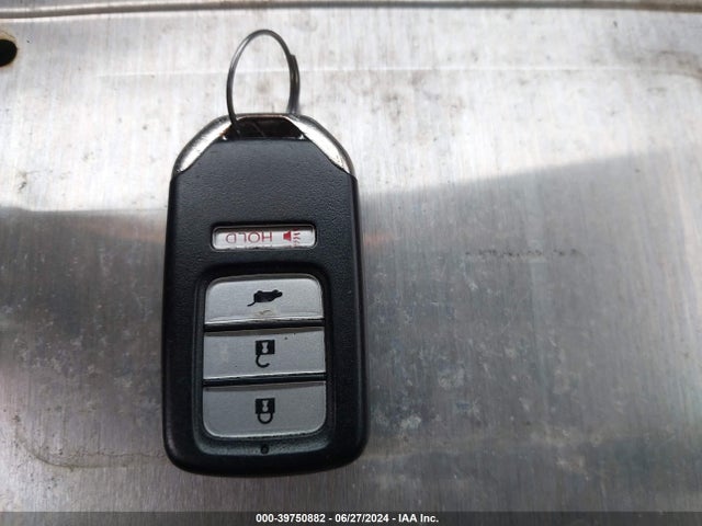 Honda PILOT LX 2016 5FNYF5H15GB040890 Image 11