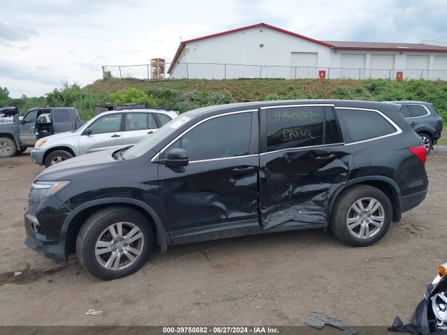Honda PILOT LX 2016 5FNYF5H15GB040890 Image 14