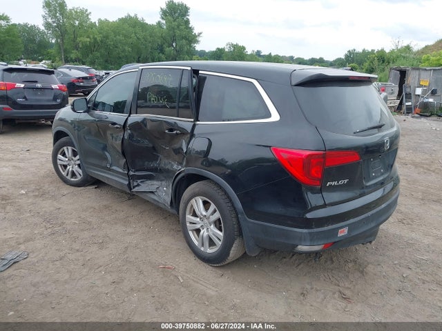 Honda PILOT LX 2016 5FNYF5H15GB040890 Image 3